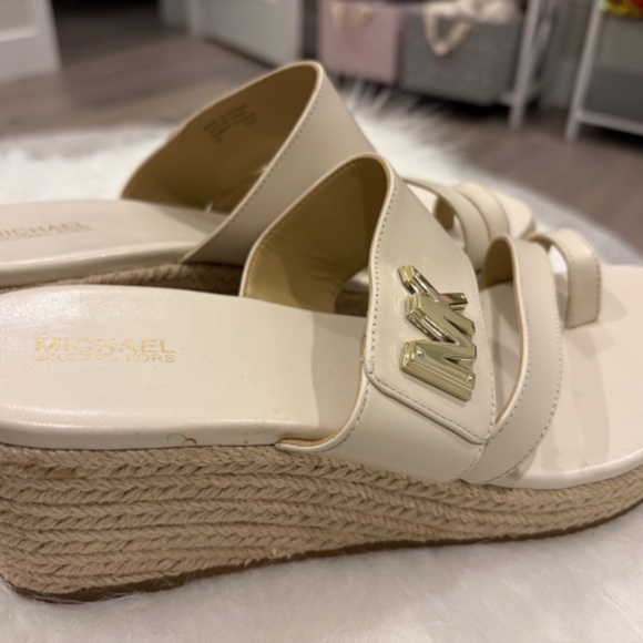 MICHAEL KORS platform ivory slides sandals shoes 8 - Picture 6 of 12